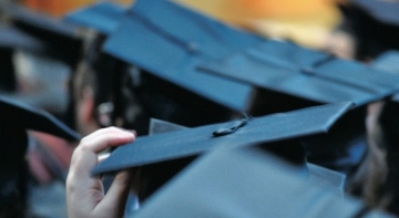 艺术商业学位崛起：拍卖行如何培养新一代市场专业人才 - 新火设计艺术资讯