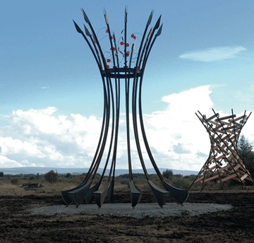 原始生态艺术公园：湿地上的雕塑与自然共生 - 新火设计艺术资讯