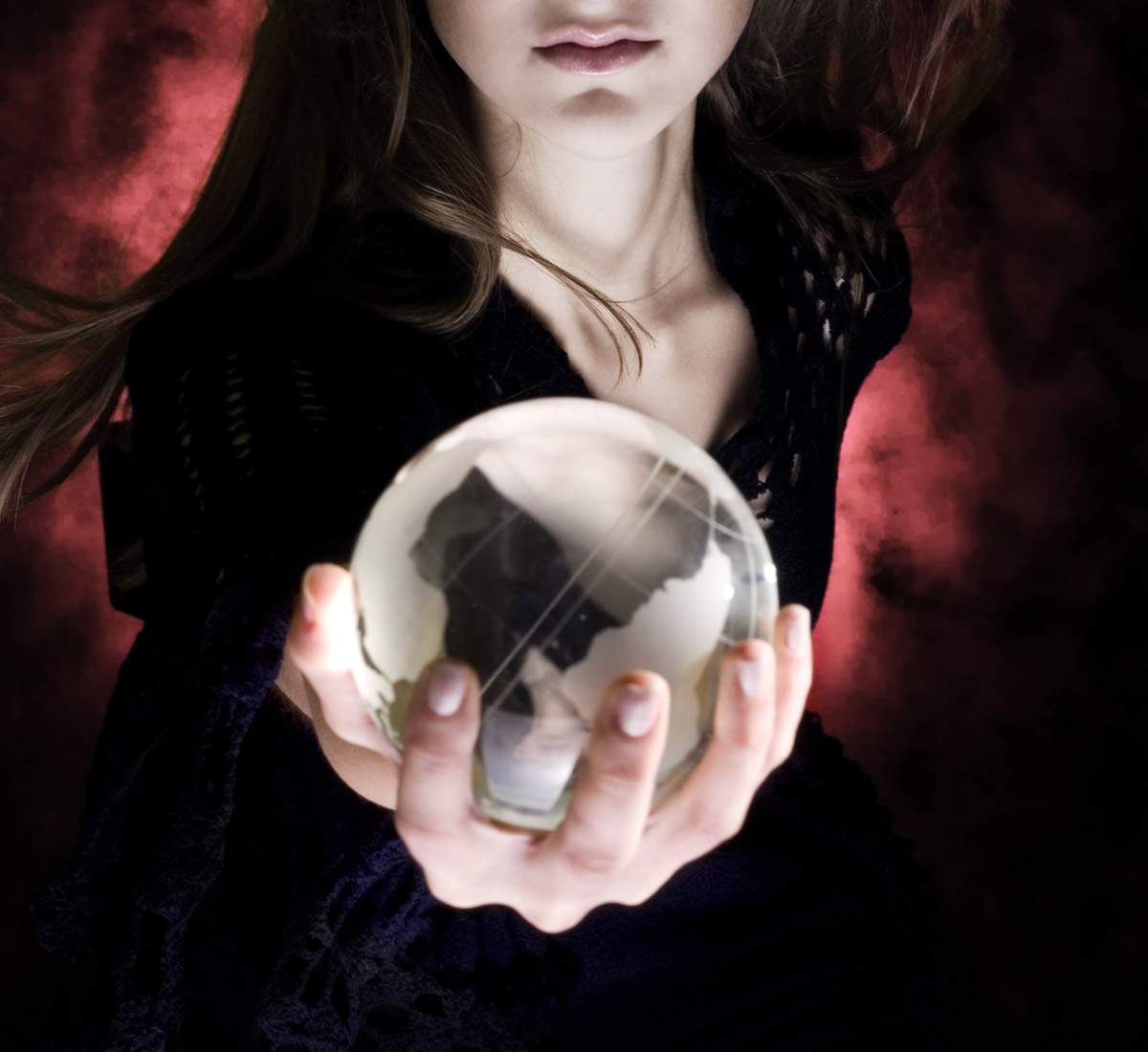 艺术市场趋势展望：竞争白热化与透明度挑战 - 新火设计艺术资讯