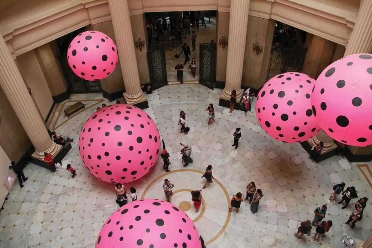 全球最受欢迎博物馆榜单与展览新趋势深度解读 - 新火设计艺术资讯