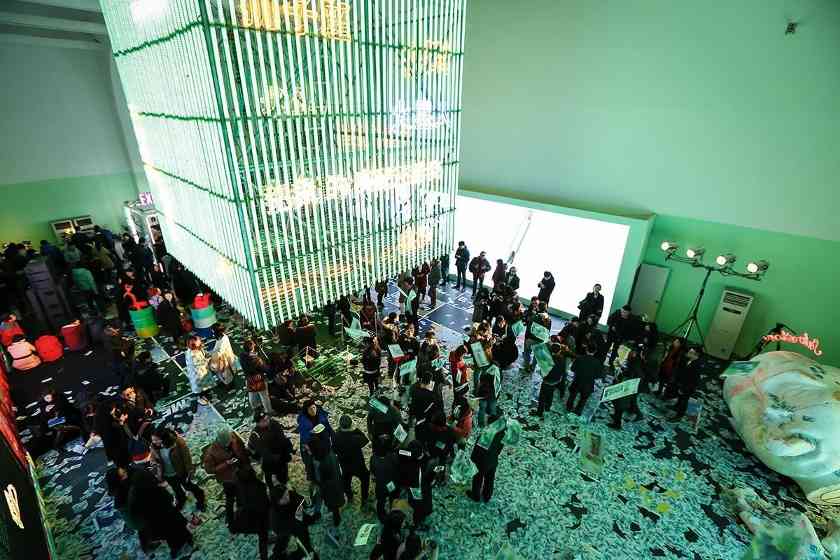 青年艺术家跨界现象：与商业娱乐联姻背后的创作与传播策略 - 新火设计艺术资讯