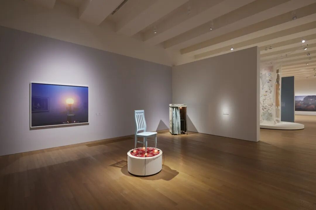 情感如何被塑造与呈现？当代艺术展中的情绪转译与社会建构(图15)