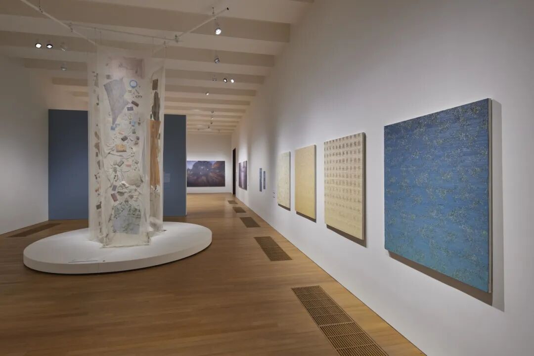 情感如何被塑造与呈现？当代艺术展中的情绪转译与社会建构(图14)