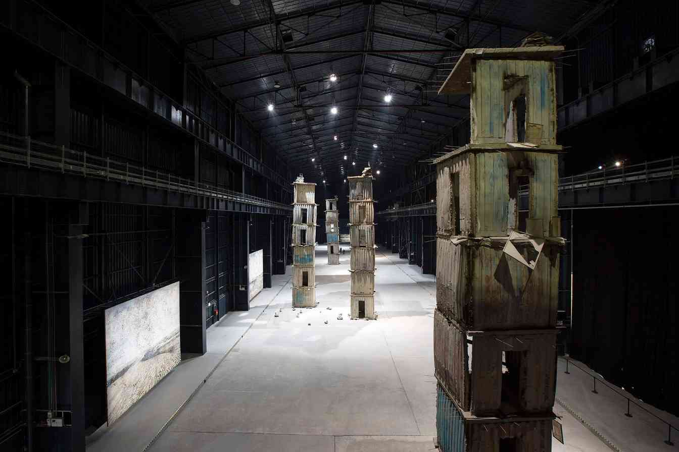 工业厂房改造的艺术中心：空间诗学与艺术家对话舞台(图1)