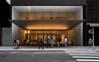 现代艺术博物馆馆长宣布即将卸任，回顾三十年领导与革新 - 新火设计艺术资讯