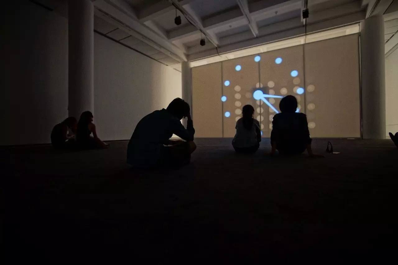 菲利普·帕雷诺探索时间与虚构的边界 - 新火设计艺术资讯