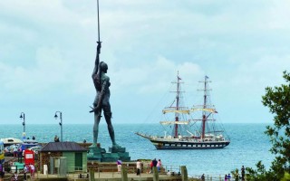 自由主义式微，艺术如何应对新的政治现实 - 新火设计艺术资讯