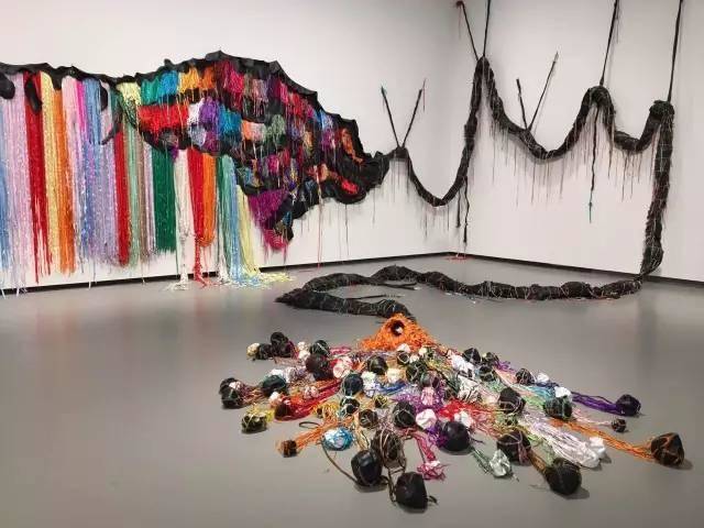 路易威登基金会呈现非洲艺术多元视角 - 新火设计艺术资讯