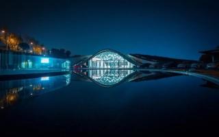 罗伯特·弗兰克：记录不完美美国的摄影师与电影人 - 新火设计艺术资讯