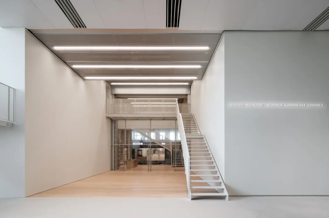 以人的尺度构筑知识山谷，PSA图书馆开启艺术研究新维度(图2)