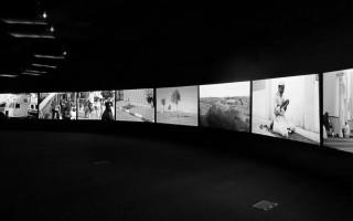 杨福东影像装置凝视阿拉伯庭院 探索想象与现实边界 - 新火设计艺术资讯