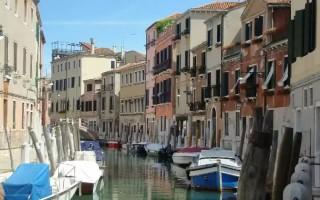 威尼斯双年展观展攻略与美食指南：艺术盛会生存法则 - 新火设计艺术资讯