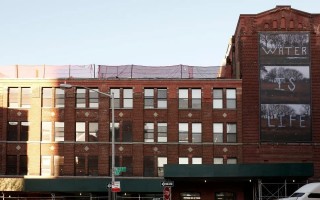 传奇画廊关闭空间与老牌画廊合并背后的行业变革 - 新火设计艺术资讯