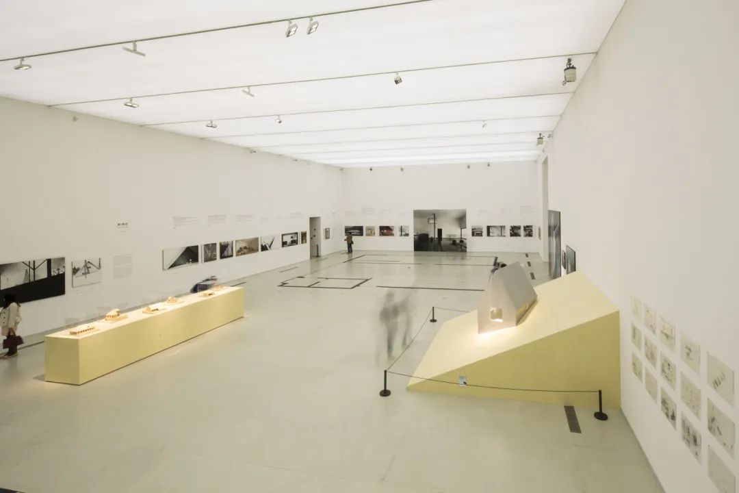 建筑与艺术的交融｜上海当代艺术博物馆展陈解析(图5)