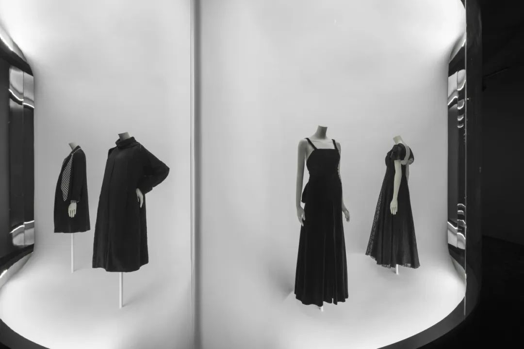 建筑与艺术的交融｜上海当代艺术博物馆展陈解析(图18)