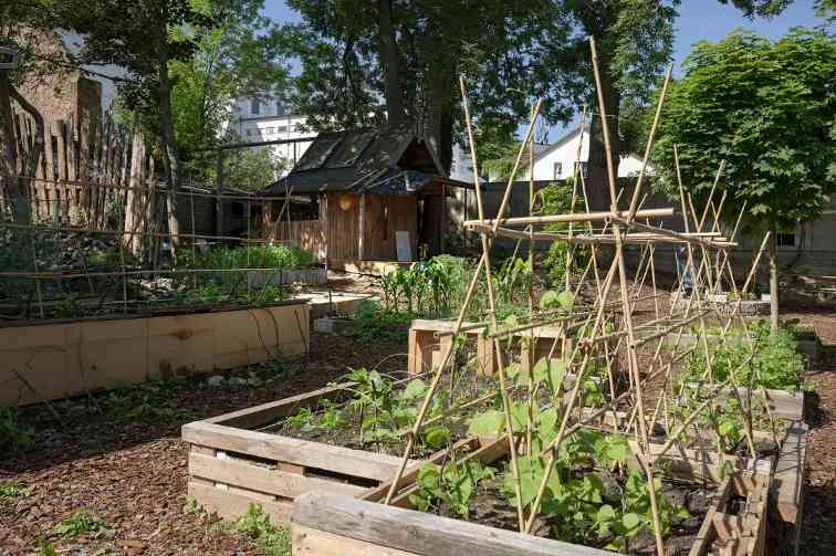 南洋艺术复兴:东南亚新兴艺术机构图卷|全攻略(图16) 南洋艺术复兴:东南亚新兴艺术机构图卷|全攻略(图16)