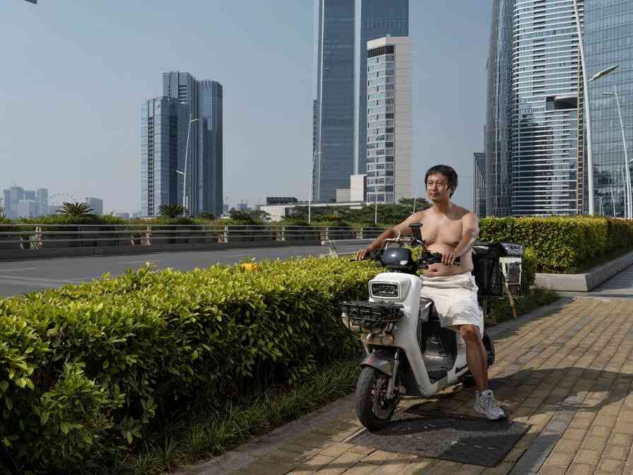 范思哲“重塑经典”之舞:想象21世纪的美杜莎(图13) 范思哲“重塑经典”之舞:想象21世纪的美杜莎(图13)