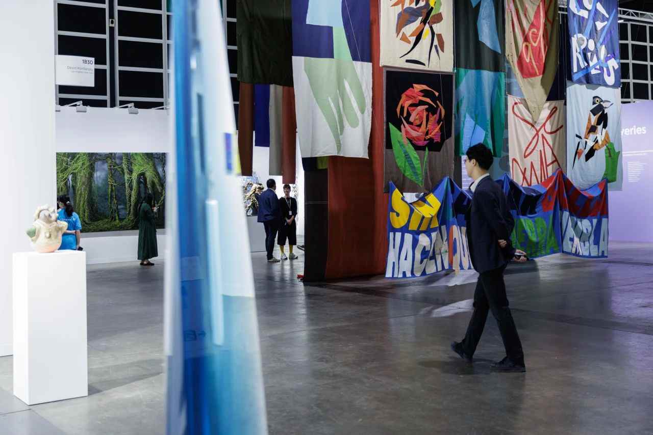 突破边界、全城联动：香港巴塞尔再度激活国际艺术新版图(图18)