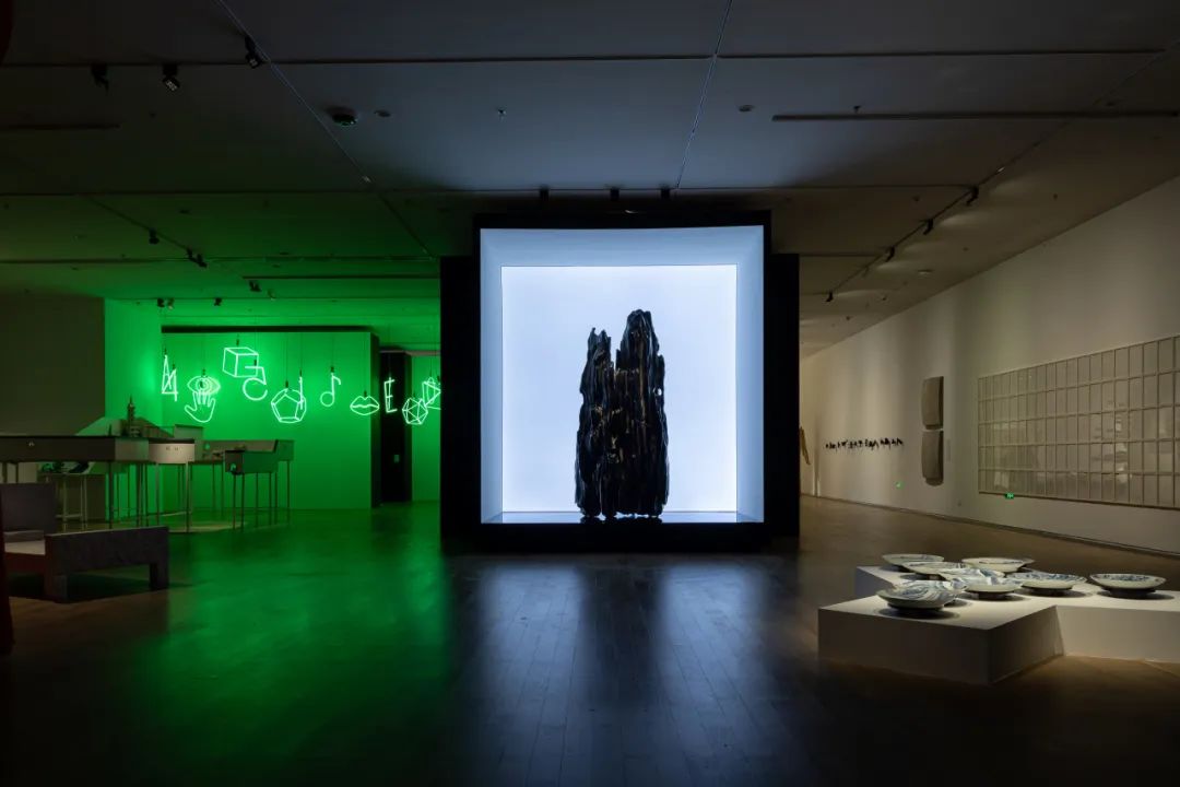 李维伊的艺术创造：在精确与模糊之间｜视觉探索全攻略(图12)