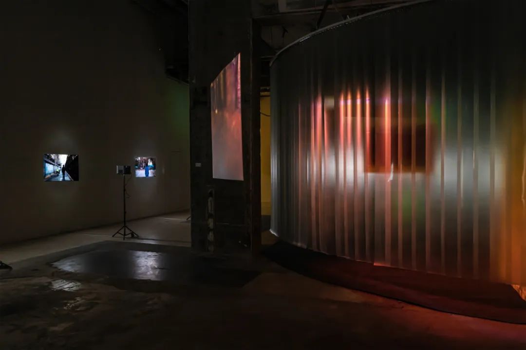 郑源个展“最小限度的”｜影像中的精神转向全攻略(图3)