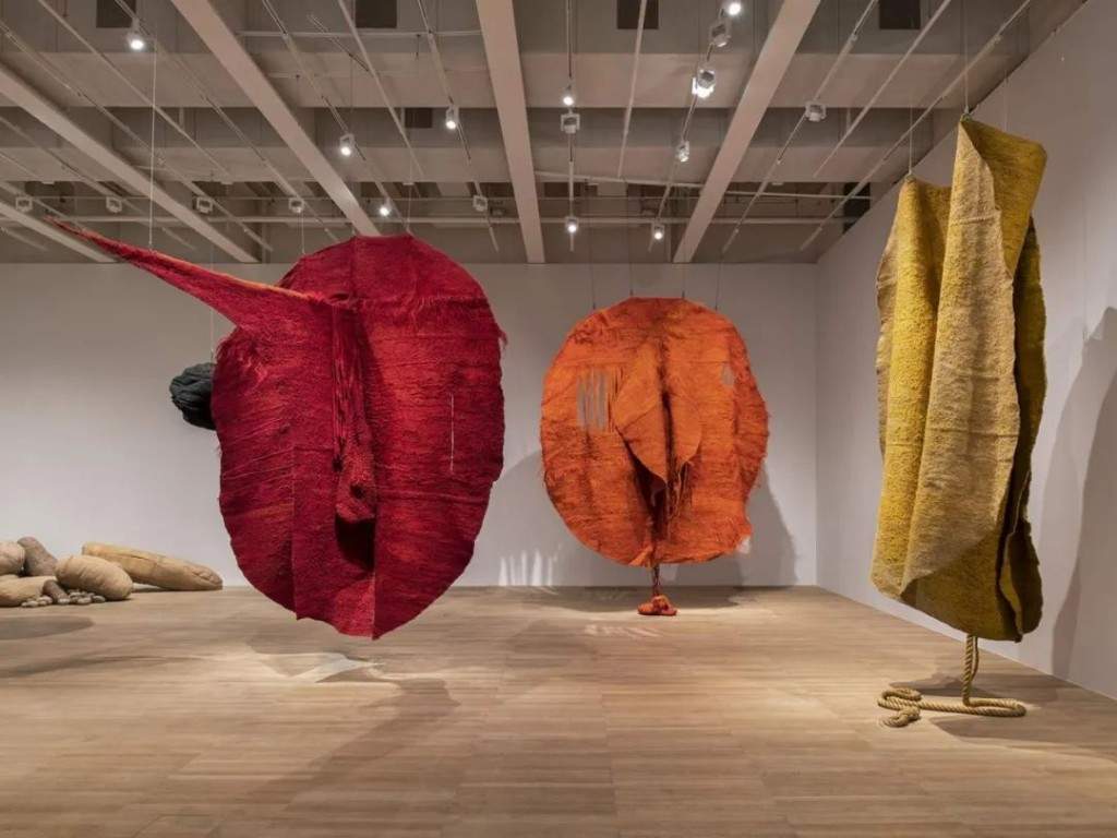 纤维艺术的再次「被看见」｜当代艺术新视野(图15)