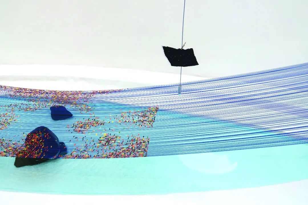 莎拉·施：用日常物品创造沉浸式艺术世界｜创作技巧全攻略(图10)