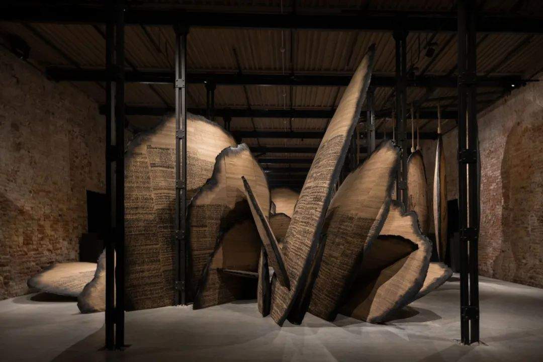 威尼斯双年展国家馆：身份认同与去殖民之声｜艺术回应全攻略(图14)