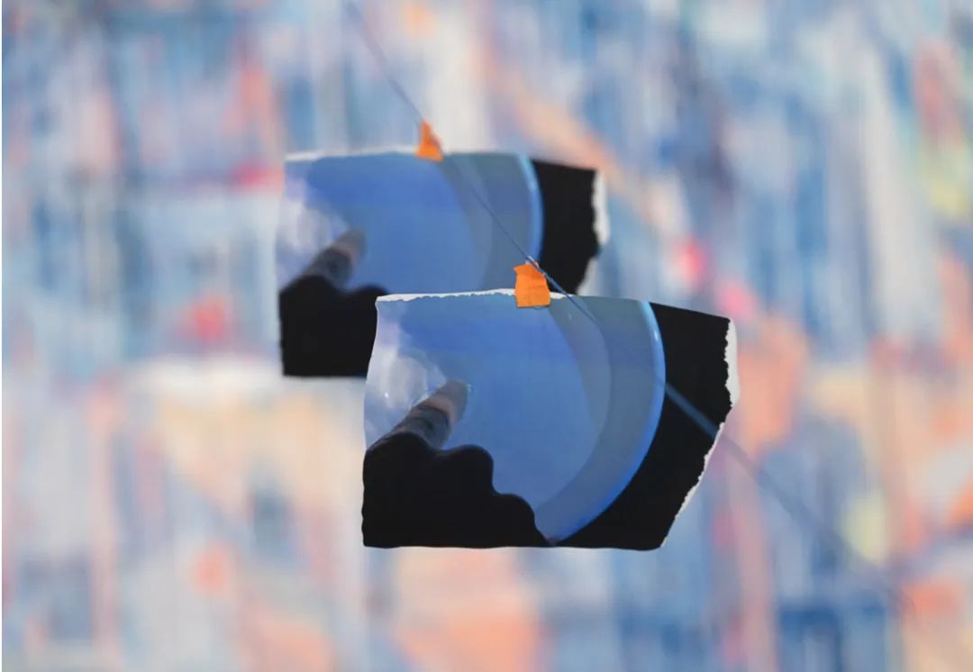 莎拉·施：用日常物品创造沉浸式艺术世界｜创作技巧全攻略(图2)