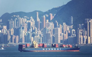 俄乌战争导致运输费用飞涨，画廊行业在疫情